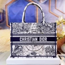 Christian Dior Shopping Bags